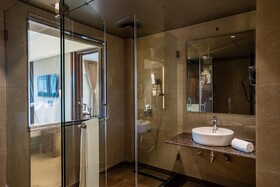 Mastiff Grand The Sia Palace Suites & Banquets