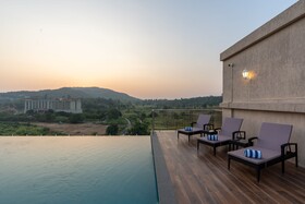 Mastiff Grand The Sia Palace Suites & Banquets