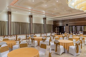 Mastiff Grand The Sia Palace Suites & Banquets