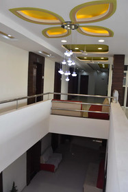 Hotel Royal Treat