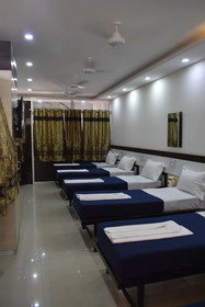 Hotel Royal Treat