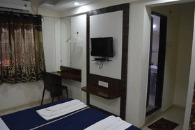 Hotel Royal Treat