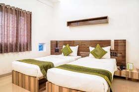 Treebo House Khas