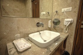 Hotel Utsav Square