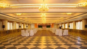Hotel Utsav Square