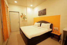 Flora Ecostay