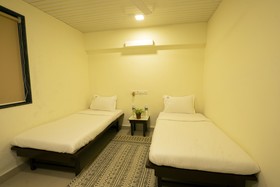 Flora Ecostay