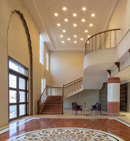 Maharaja Agrasen Palace - Pure Vegetarian