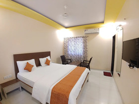 Mangal Residency