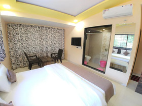 Mangal Residency