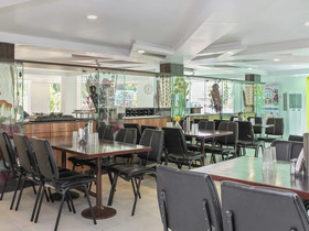 OYO 22692 Flagship Strand Resort