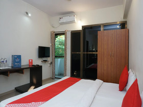 OYO 24986 Flagship Hotel Western Resort