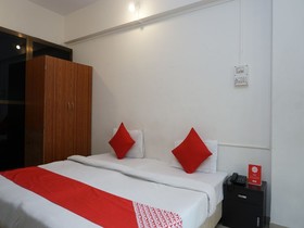 OYO 24986 Flagship Hotel Western Resort