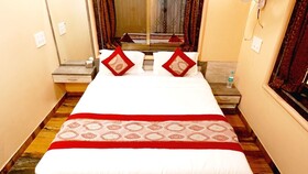 Bagicha Villa And Cottage