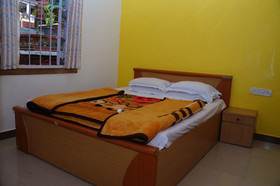 Hotel Godai Girikunj