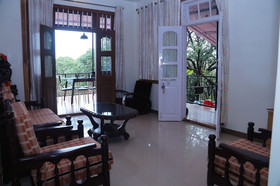 Hotel Godai Girikunj