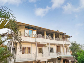 Hotel Gurukrupa by OYO Rooms