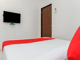 Hotel Gurukrupa by OYO Rooms