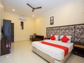 Hotel Meghna Food Studio