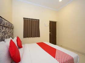 Hotel Meghna Food Studio
