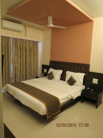 Hotel Sunny International