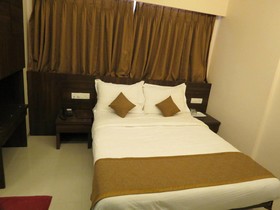 Hotel Sunny International