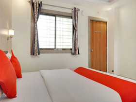 Orient Bay Inn By OYO Rooms