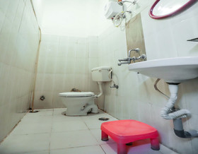 OYO 23404 Baba Cottage