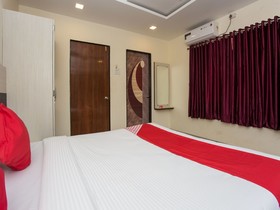 Hotel Royal Hills by OYO