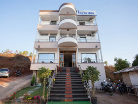 Hotel Royal Hills by OYO