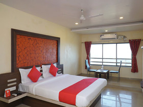 Shivneri Motels by OYO