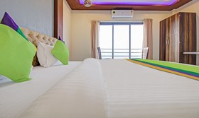 Treebo Trend Hotel Dreamworld