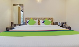 Treebo Trend Hotel Dreamworld