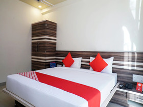 Venna View by OYO Rooms