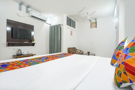 Hotel Comfort Room By FabHotels