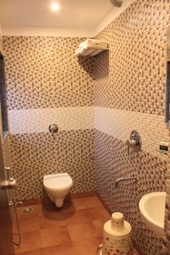 Hotel Loharkars by JK Rooms