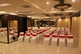 Hotel Loharkars by JK Rooms