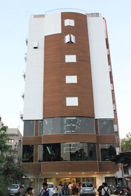 Hotel Loharkars by JK Rooms