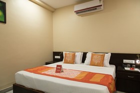 OYO Townhouse 155 Hotel Satya