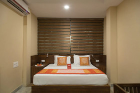 OYO Townhouse 155 Hotel Satya