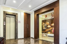 Loharkar's Sitabuldi by Fabhotels