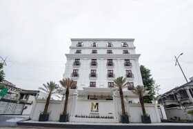 M2 Square by Monday Premium