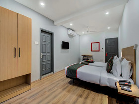 OYO Townhouse 066 Nagpur Station CA Road