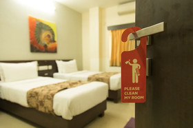 Peanut Hotel by OYO Rooms