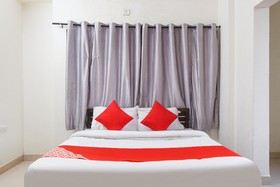 Regal-44 by OYO Rooms