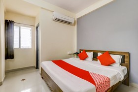 The Crown Inn by OYO Rooms