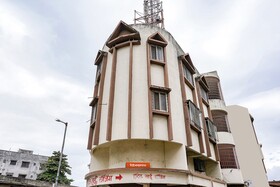 Fabexpress Sai Lodging