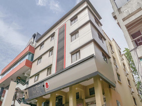 Hotel Gajanan Pride by OYO Rooms