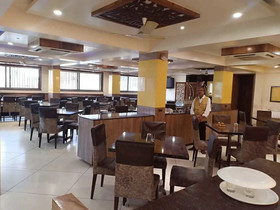Hotel Royale Heritage