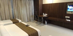 Hotel Seven Sky